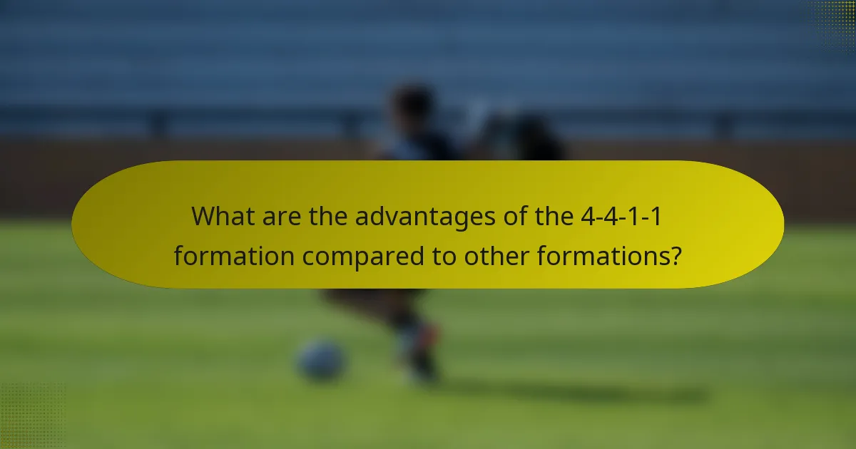 What are the advantages of the 4-4-1-1 formation compared to other formations?